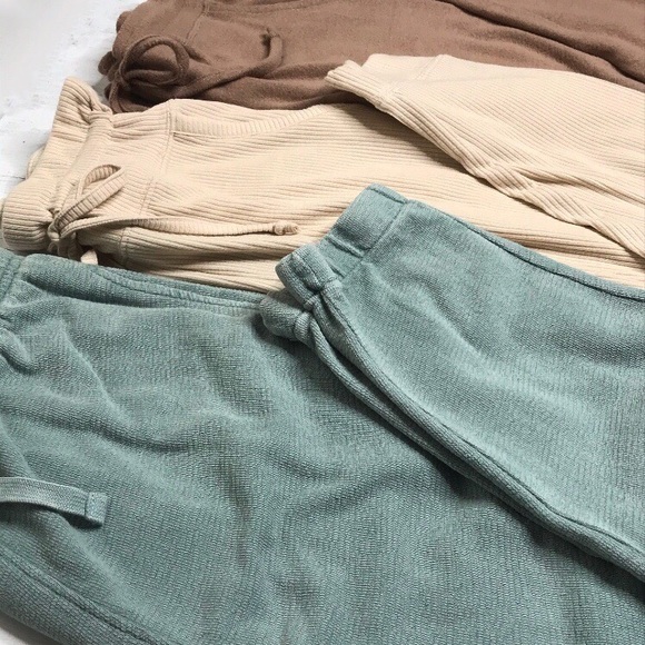 SHOP NOW AT SHOPELIAZA.COM💕 - Picture 9 of 16